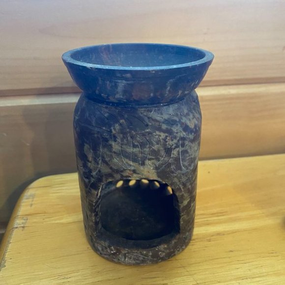 Elegant Expressions Soapstone Owl Oil Warmer 5/$25 - Picture 2 of 3